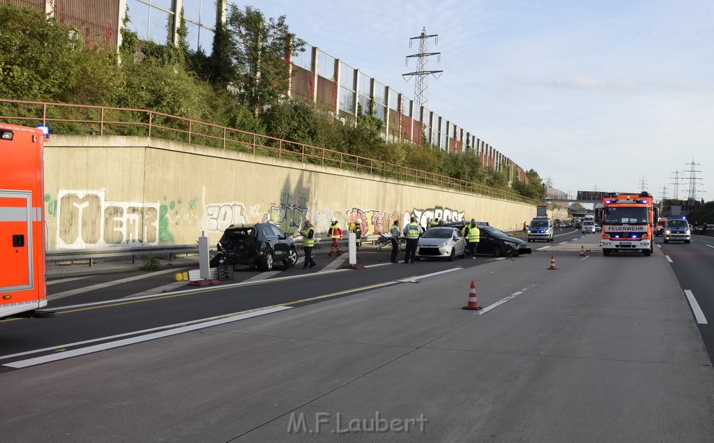 VU mehrere PKW A 3 Rich Oberhausen Hoehe AK Koeln Ost P013.JPG - Miklos Laubert